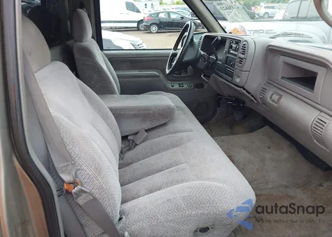 1999 Chevrolet C2500 из США, поврежденный, VIN 1GCGC24R2XF004021